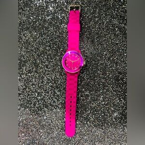 Icing Hot Pink Rubber Watch! (OS)
Pink & Gold